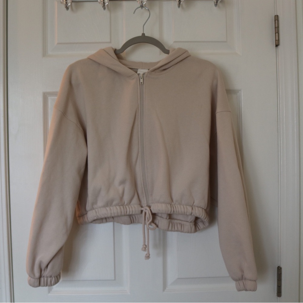 Forever 21 Cropped Zip